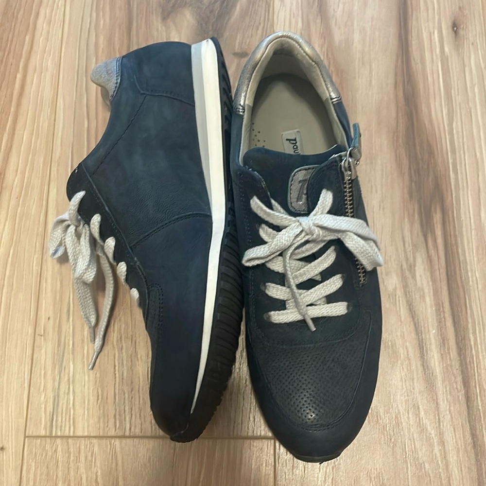 Paul Green shoes EUC